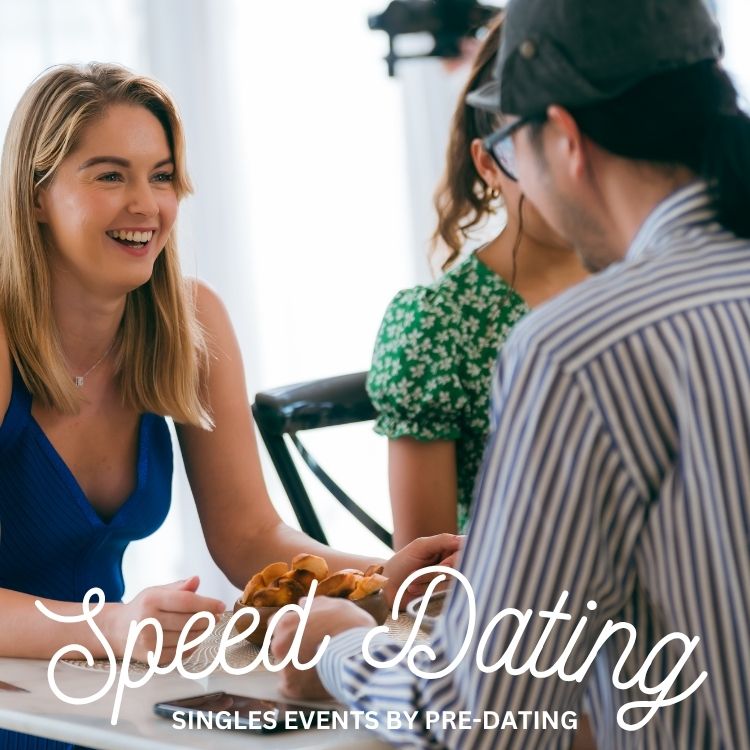 Greensboro attendees of Speed Dating in North Carolina enjoying the event!